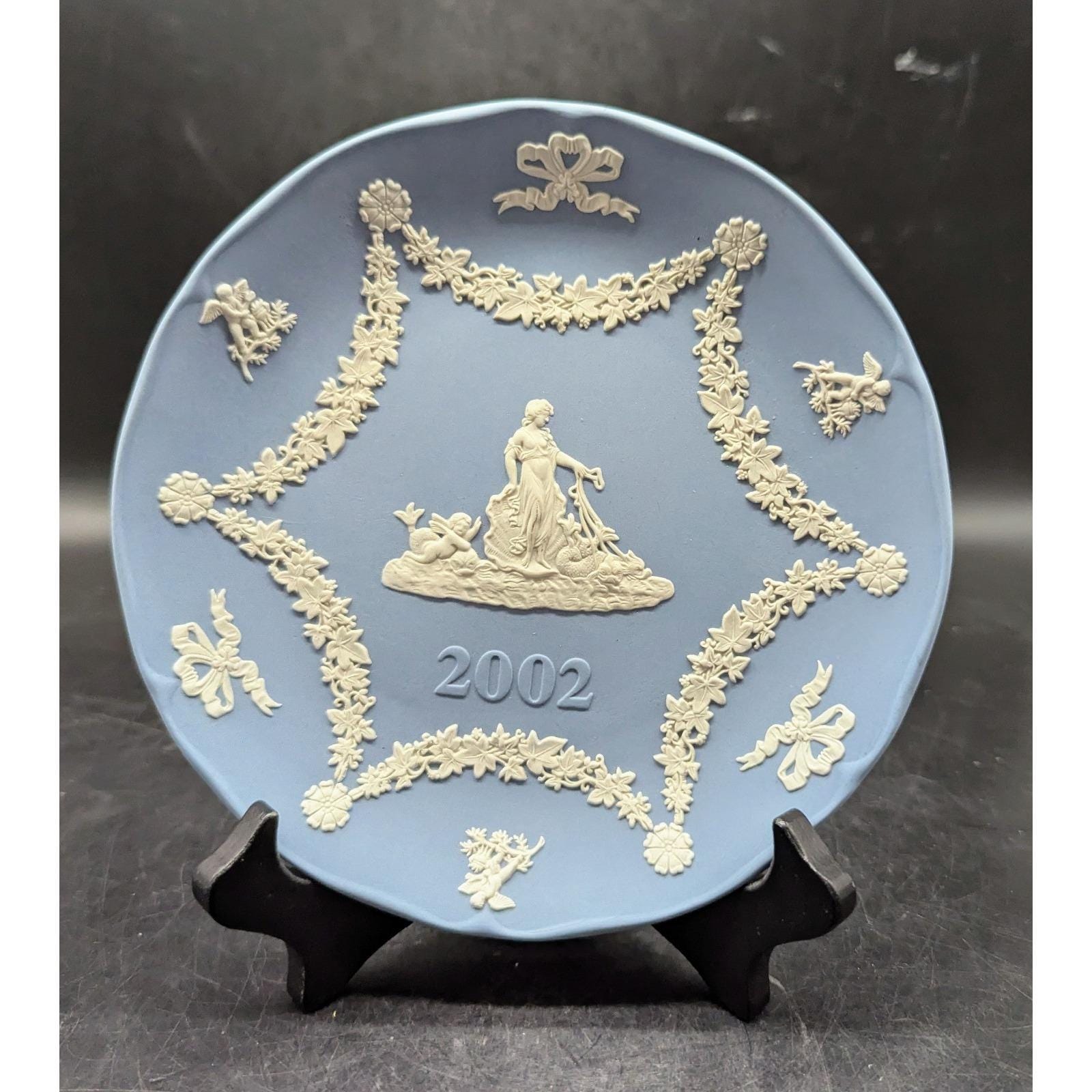 Wedgwood Blue Jasperware 2002 Annual Plate Hebe & Eagle 7 1/8