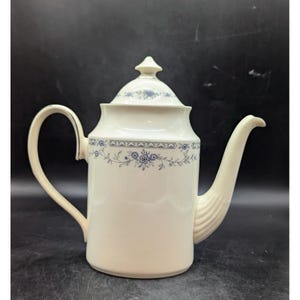 Vintage Minton Bellemeade Pattern Bone China England Coffee Tea Pot Lid 9&quot;