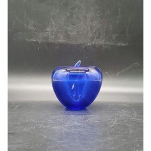 Vintage Hand Blown Art Glass Cobalt Blue Apple Fruit Paperweight Figurine 3.5&quot;