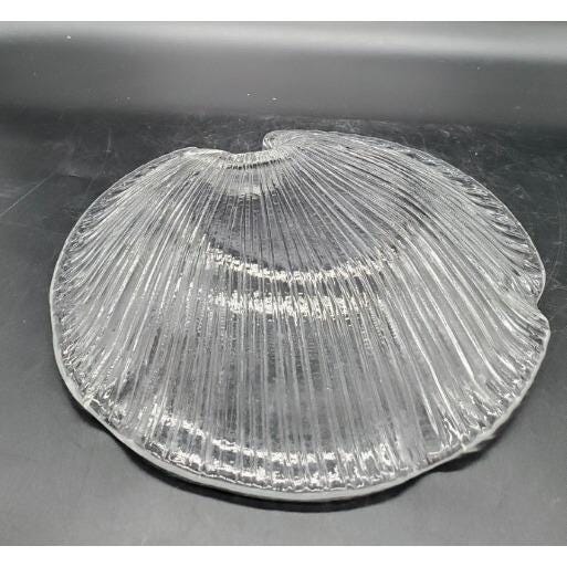 Mid Century Pukeberg Glass Scallop Clam Shell Dish Eva Englund