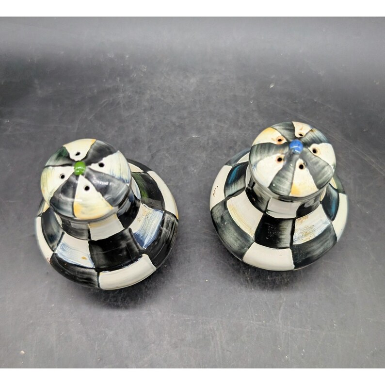 MacKenzie-Childs Courtly Check Salt and Pepper Shakers Hand Painted Ceramic Set afbeelding 2