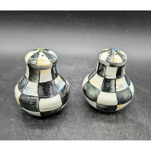 MacKenzie-Childs Courtly Check Salt and Pepper Shakers Hand Painted Ceramic Set afbeelding 1