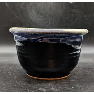 Vintage Handmade Studio Art Pottery Blue Drip Glaze Decorative Bowl Signed 7.5&quot;