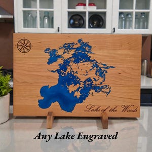 Tabla de cortar personalizada para cualquier lago: mapa del lago grabado personalizado, regalo de lago epoxi, regalo de casa del lago, tabla de cortar de madera personalizada