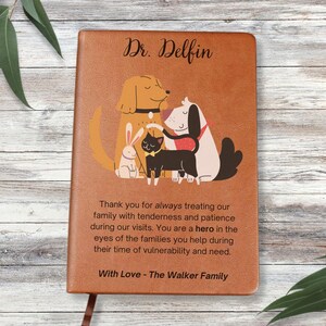 Veterinarian Gift Leather Journal, Vet Gift, Personalized Notebook, Vet Tech Gift, Graduation Gift, Animal Doctor, Vet School Gift, DVM grad