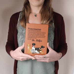Caderno personalizado em couro vegano para veterinários, presente ideal para estudantes de veterinária. imagem 5