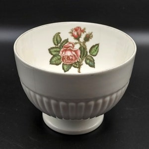 Vintage Wedgwood Moss Rose T432 EDME Open Sugar Bowl