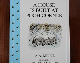 Vintage Little Book 'A House Is Built at Pooh Corner' by A.A. Milne, Vol. 10 Hardback, Illustrated by E. H. Shepard, 1995