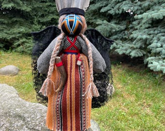Handmade 13in Motanka Doll, Slavic Amulet, Pagan Decor