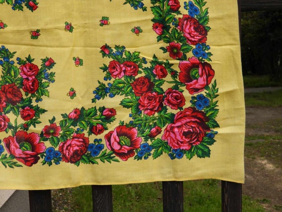 Vintage Ukranian shawl, dark red, traditional sla… - image 3