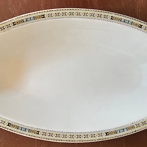 Vintage Imperial Selb Bavaria Germany Heinrich & Vegetable Dish HC281