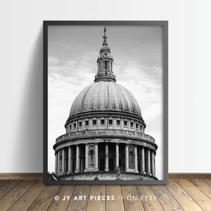 Black and White Print,St Paul Cathedral Print,London Wall Art,B W Architecture Print,Black and White London Print,Church Instant Download