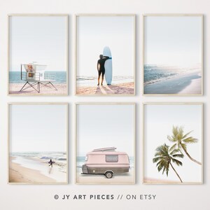 Conjunto de impresiones de playa costera: surf, furgoneta y palmeras (descarga digital)
