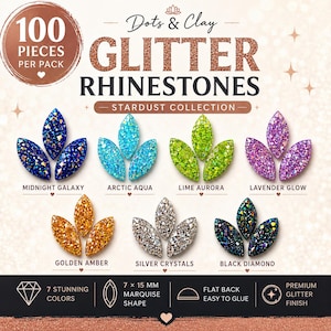 Puede incluir: Un paquete de 100 diamantes de imitación con purpurina de la colección Stardust de Dots & Clay. Las piedras planas en forma de marquesa miden 7 x 15 mm y vienen en siete colores: Midnight Galaxy, Arctic Aqua, Lime Aurora, Lavender Glow, Golden Amber, Silver Crystals y Black Diamond.