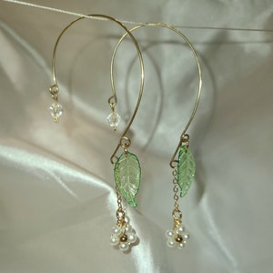 Daisy earring cuffs