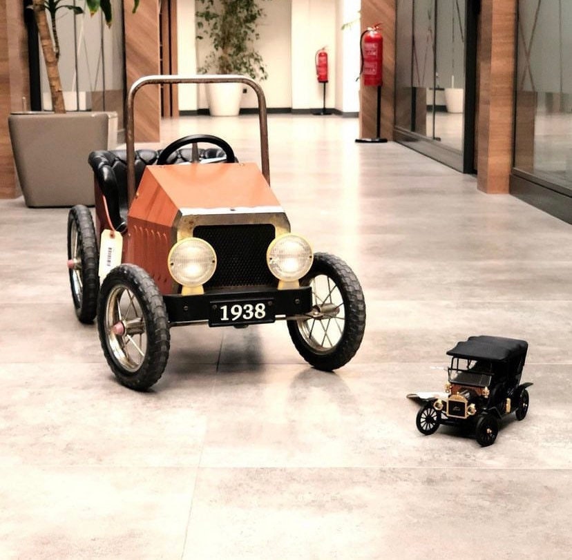 Vintage Pedal Car - Unique Classic Ride-on Toy, Collectible Vintage Pedal Car - Unique Classic Ride-on Toy, Collectible