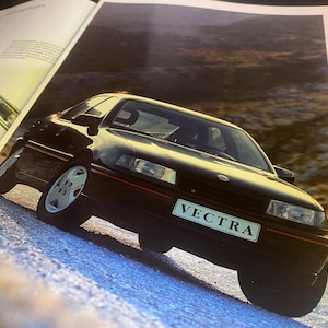 Opel Vectra Classic Car Brochure, Vintage Car Folder,   Classic Car Brochure