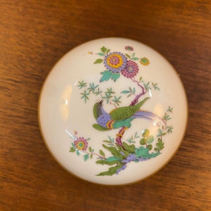 Vintage Porcelain Kaiser Porcelain Lidded Box, Jewelry Box with Lid, First Quality, Excellent Condition