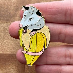 Pin : GLITTER Banana Pocket Opossum Possum Hard Enamel Pin Wildlife Lover gift, Stocking Stuffer, Cute, Animal
