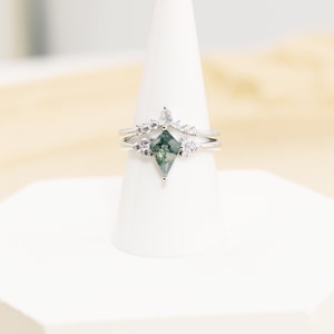 Bague agate mousse verte, bague de fiançailles personnalisée pour elle, bague de promesse, bague avec pierres précieuses naturelles, alliance unique, cadeau d'anniversaire image 7