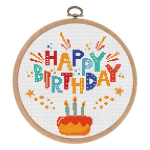 Modèle de point de croix joyeux anniversaire. Art moderne de cerceau. Motif de broderie PDF. Modèle de point de croix amusant. Téléchargement instantané.