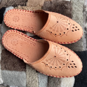 Women&#39;s Handmade Leather Slippers, Polish Traditional Leather Slippers, Natural Leather Slippers, Highlander Slippers