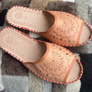 Women's Handmade Leather Slippers, Polish Traditional Leather Slippers, Natural Leather Slippers, Highlander Slippers