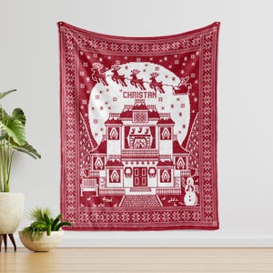 Personalized Christmas Blanket with Name – Holiday House Design – Custom Xmas Throw Blanket – Ugly Sweater Style Gift – Cozy Winter Decor.