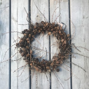 Front door wreath made of larch branches winter decoration Ø 35 cm Scandinavian Christmas door wreath wall wreath table wreath Christmas wreath winter wreath
