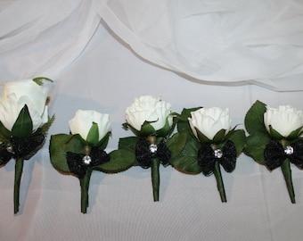 revers, anstecker, Hochzeit 2024, blume für bräutigam, anstecksträußchen, boutonnierReversanstecker schwarz weiß mit Strass