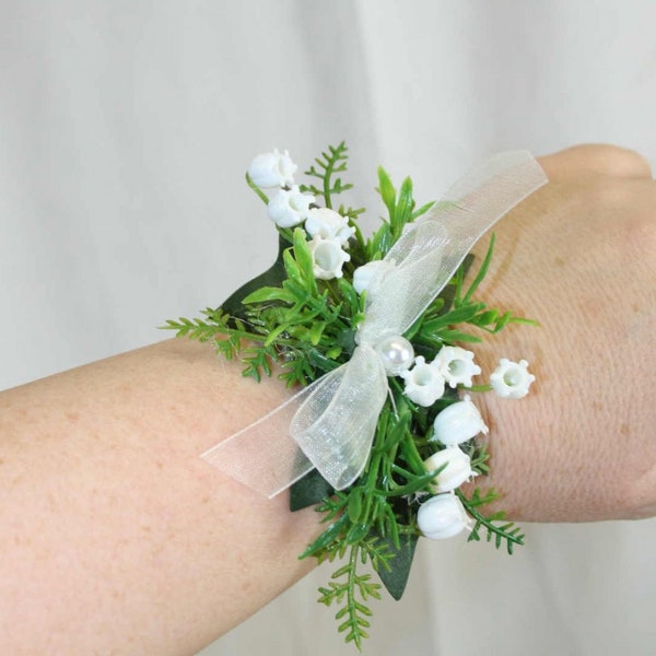 Wrist flower band lily of the valley