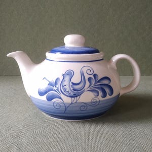 Tetera de cerámica vintage de la RDA, cerámica de Alemania del Este, vajilla.