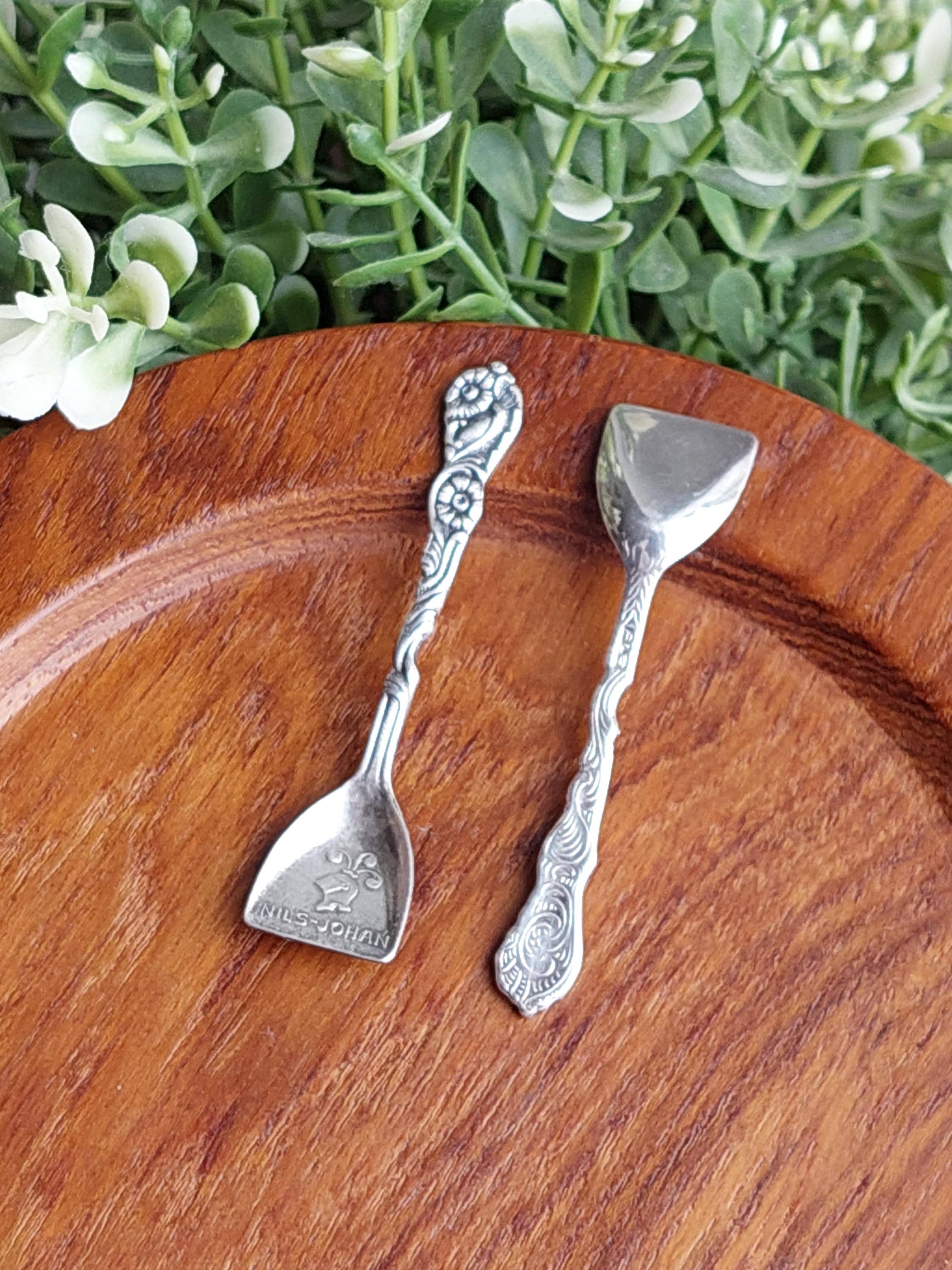 Nilsjohan Sweden - Etsy