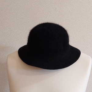 Vintage 1980s French Wool Hat ,Black Cloche Wide Brim Hat,Foldable Winter Hat, Retro Parisian Fashion Accessory,Parisian chic