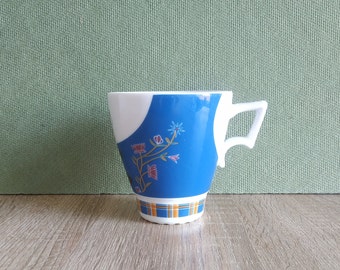 Vtg tea cup PORSGRUND Norway/ fancy cup shape/Scandi ceramic/ vtg drinkware