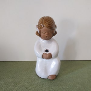 JIE Gantofta Lady Vase Girl Figurine Dry Flowers Sweden vnt