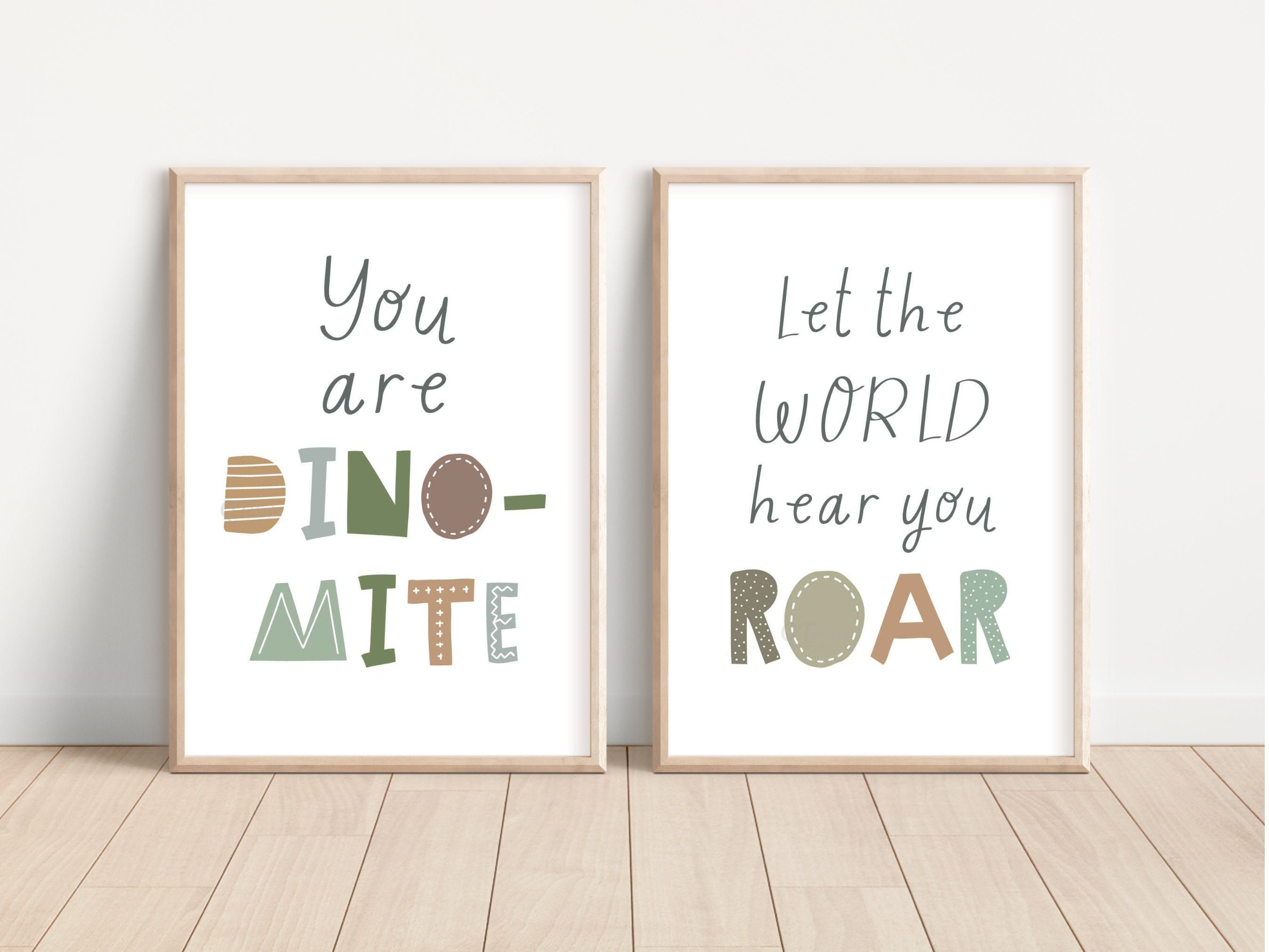 ChicResult - Set di 4 poster da parete con dinosauri in carta 350 g/m², formato DIN A4, formato verticale, decorazione da parete, poster per bambini (senza cornice