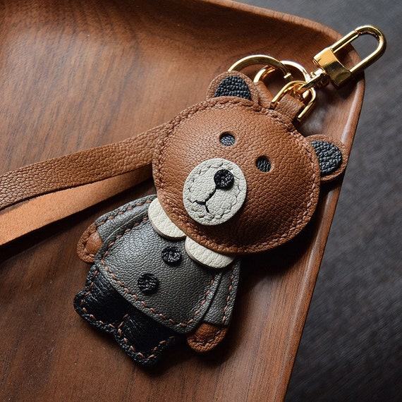 Luxury Keychain With Bear Lanyard for Bag Luggage Car Keys 