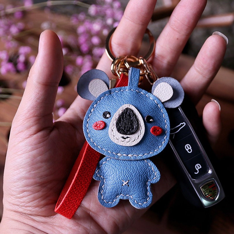 Designer Leather And Silicone Bear Teddy Keychain For Men And Women High  Grade, Creative, And Personalized Key Lovers Comfort From Luxurylife02,  $5.42