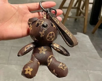 QuyetCoinDirtyShop Luxury Keychain with Bear Lanyard for Bag Luggage Car Keys Chain with Bear | Designer Keychain | Stylish Leather Key Chain with Bear Cute