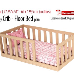 Op de afbeelding: DIY-plannen voor een houten babybed dat omgebouwd kan worden tot een vloerbed voor een matras van 69 cm x 129,5 cm. De plannen zijn voor beginnende houtbewerkers.