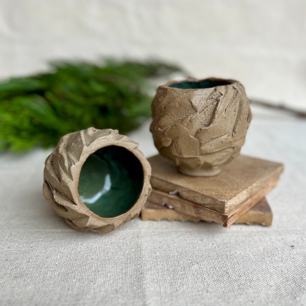 Kurinuki rock cups | handcarved whiskey cup | small ceramic Japanese tea cup set no handle | carved shot glass | raw clay pottery cup