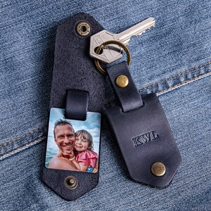 Personalized DADDY Photo Keychain, Custom Leather Picture Keychain Gift from Daughter, Handwriting Keepsake 画像 13