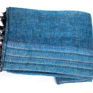 Sky Blue Thick Yak Wool Scarf Meditation Shawl Prayer Blanket Handmade Knitted Wrap Woolen Shawl Bed Decor Sofa Throw Mother&#39;s Day gift
