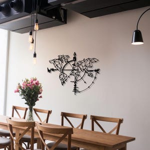 Art mural, boussole en métal, carte du monde, décoration murale de bureau, carte du monde en métal, cadeau d'anniversaire unique, décoration murale en métal emblématique, cadeau de la Saint-Valentin