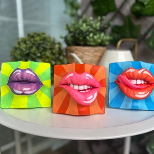 Kiss Colorful Wall Hanging Sculpture,Stree art Painted Sexy Lips Handmade Statue,Hand-Painted Sculpture,Hand Crafted Wall Decoration
