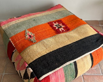 Pouf marocain, coussin de sol, tapis berbère vintage recyclé