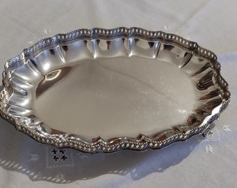 800 silver tray with raised edge, handmade and feet