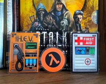 Half Life Acrylic Keychain - H.E.V, Lambda, First Aid Station