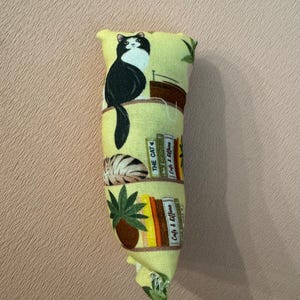 Books and plants catnip kicker toy, durable handmade catnip kicker toy, birthday gifts for cat lovers